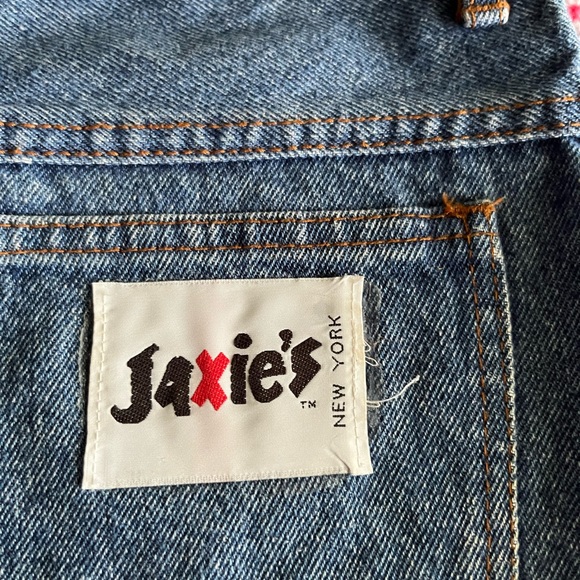 High Waisted Jean Short - Picture 7 of 10